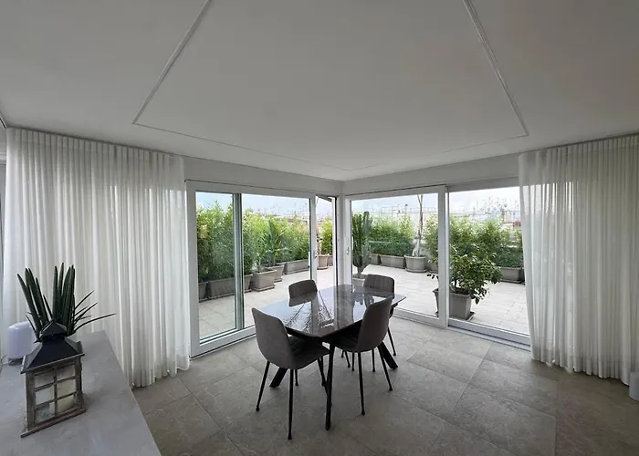 Sky Terrace Escape In * Rom