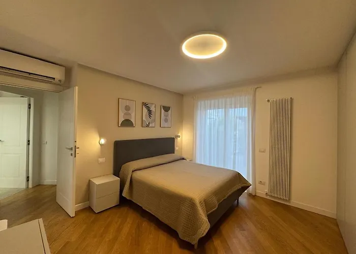 Sky Terrace Escape In Apartment Rom