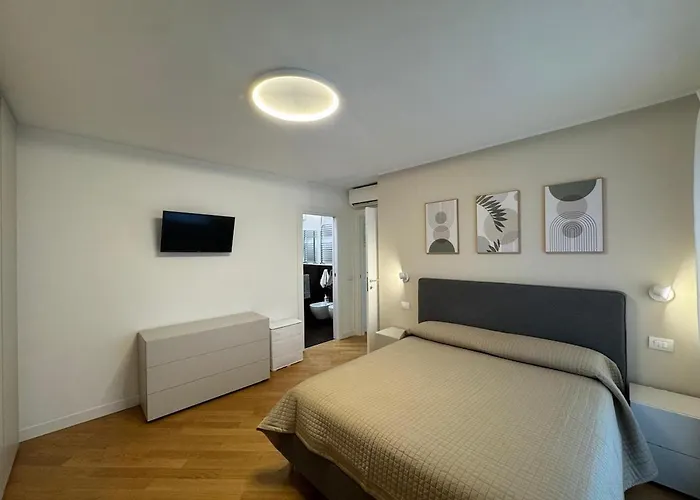 Sky Terrace Escape In Apartment Rom